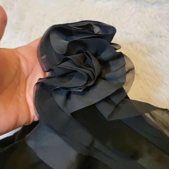 WHBM one shoulder blouse - Picture 4 of 12